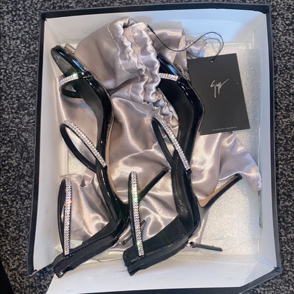 Giuseppe Zanotti heels - Picture 1 of 5